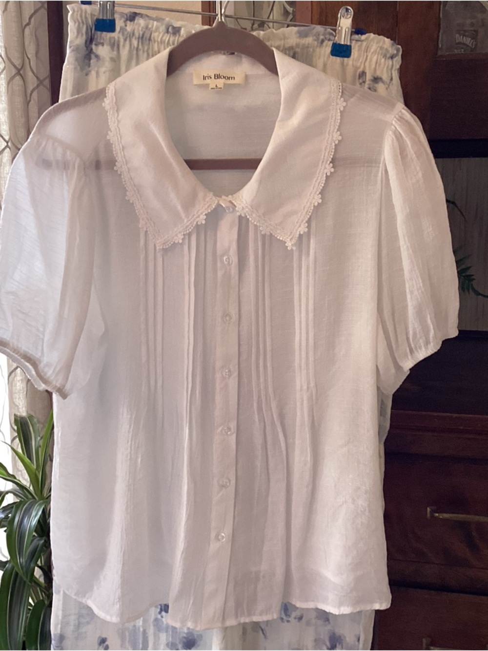 Iris Bloom Elegant White Textured Top